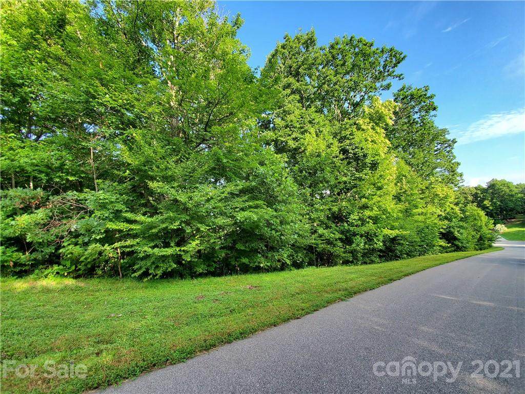 8 Mossy Rock Lane - Photo 1