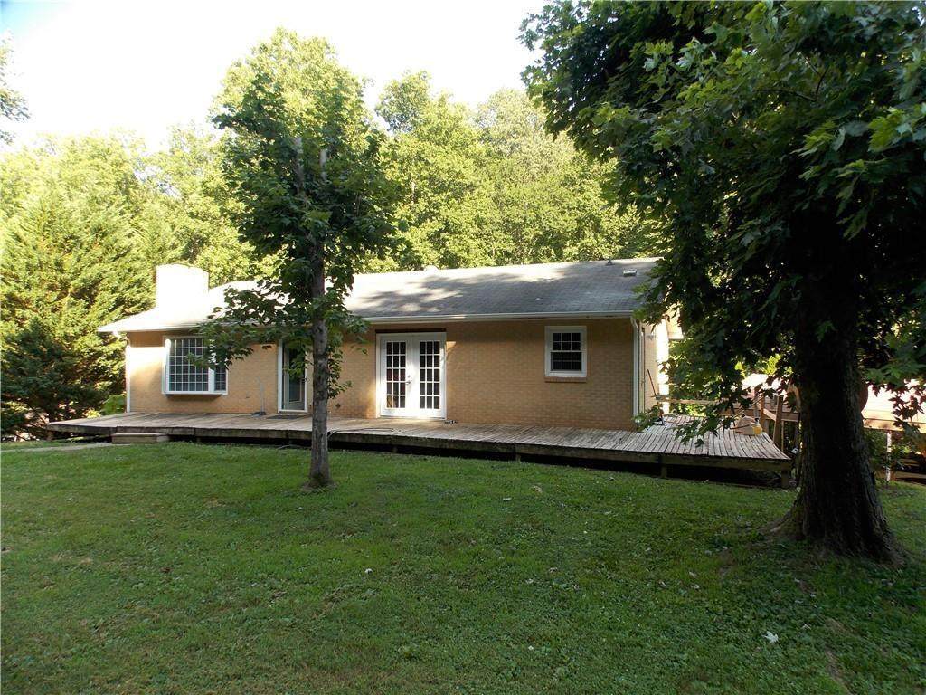 149 Finley Road - Photo 1