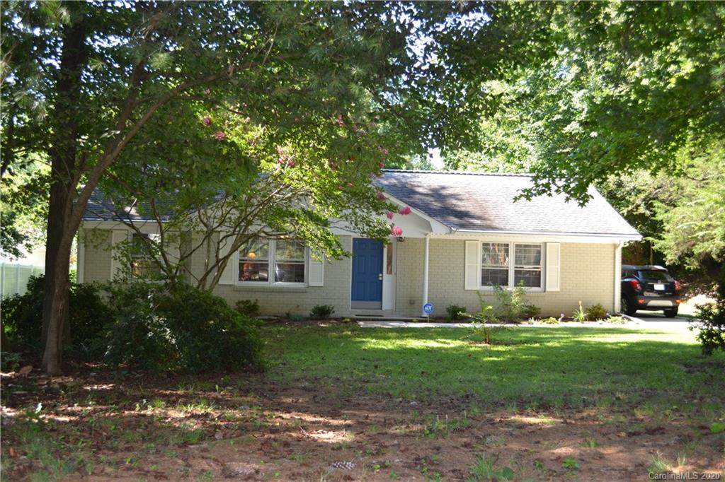809 White Oaks Road - Photo 1
