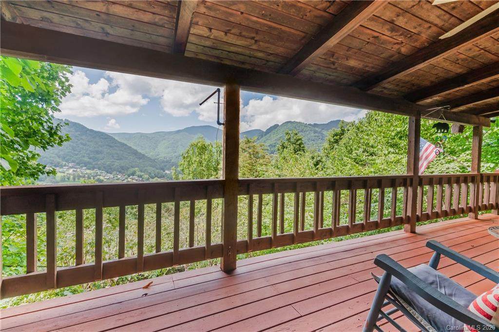 634 Rocky Top Road - Photo 1