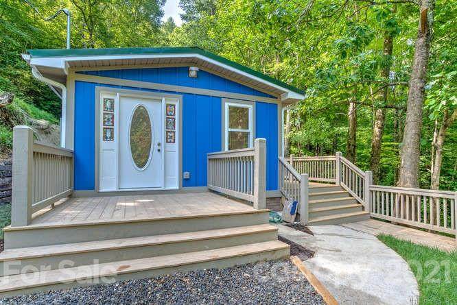 205 Marcellina Drive - Photo 1