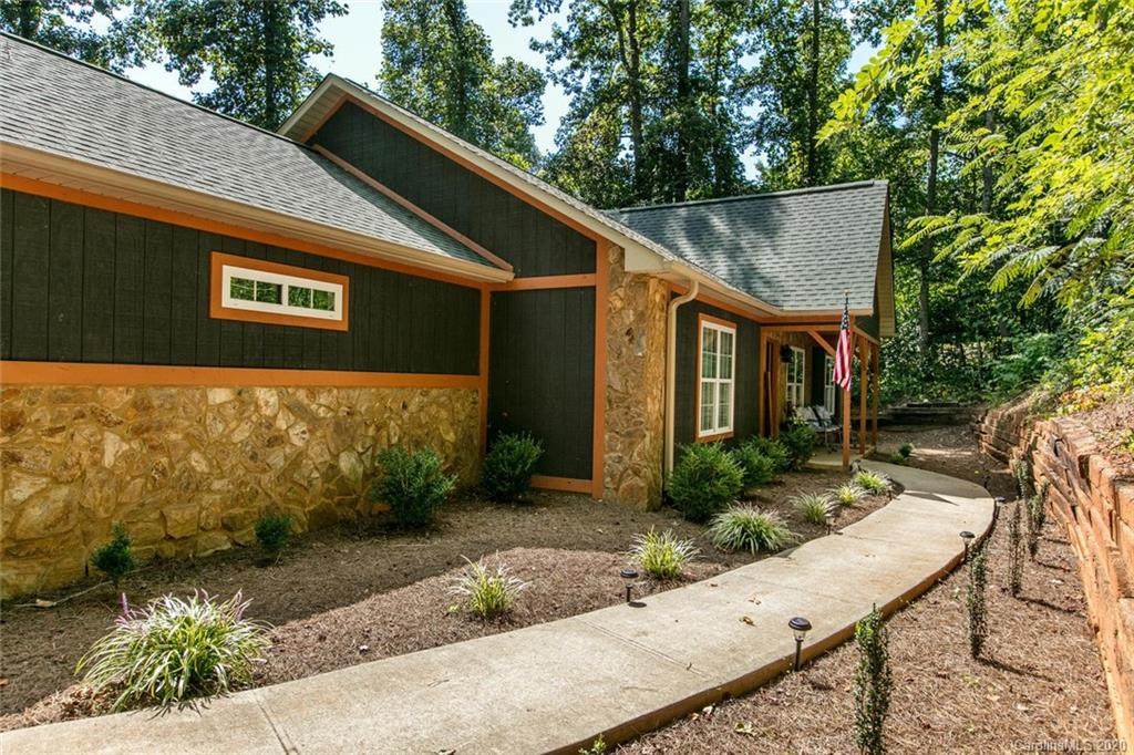 872 Hayes Road - Photo 1