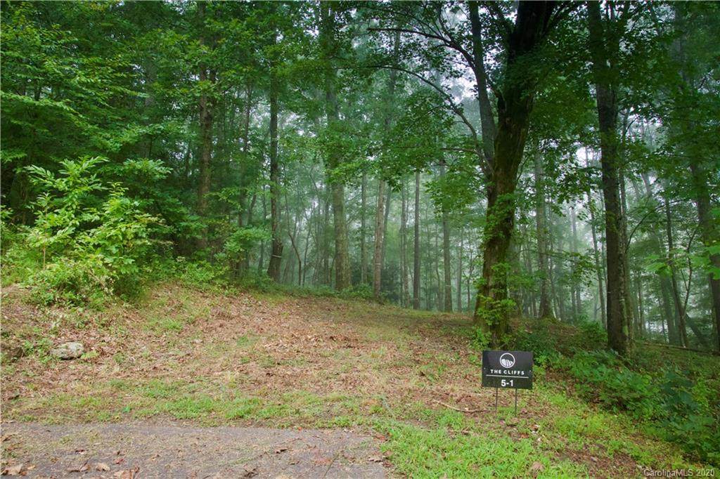 639 Walnut Valley Parkway - Photo 1