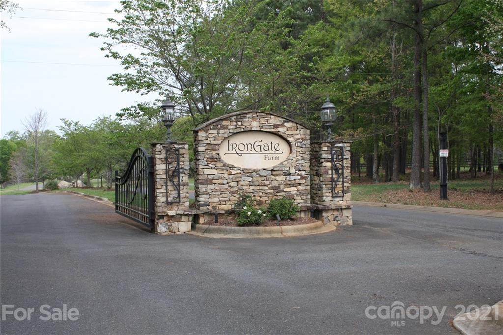 820 Bellegray Road - Photo 1