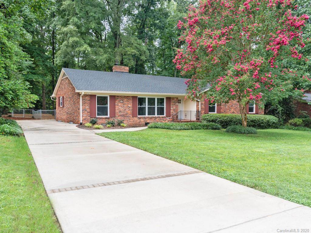 5710 Riviere Drive - Photo 1