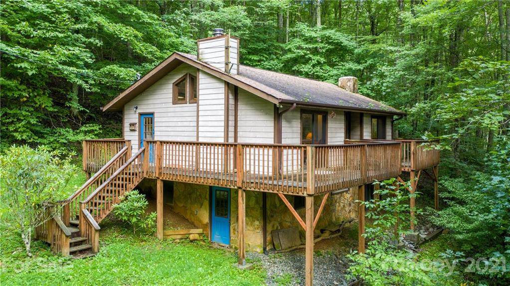 884 Buchanan Trail - Photo 1