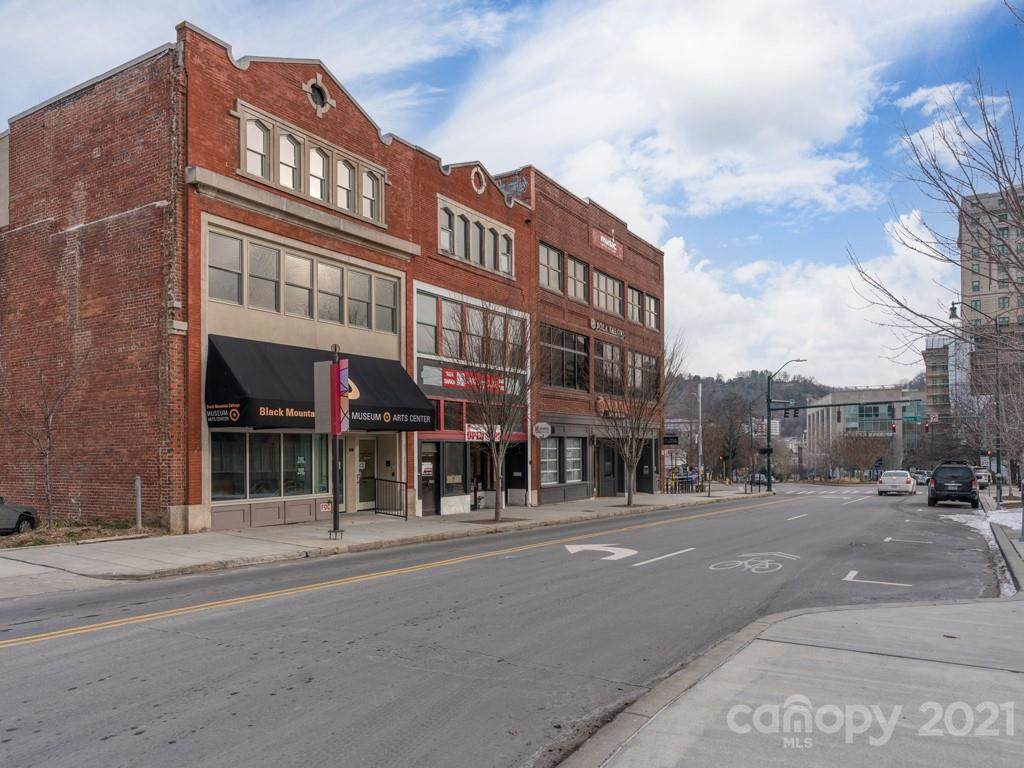 122 College Street - Photo 1