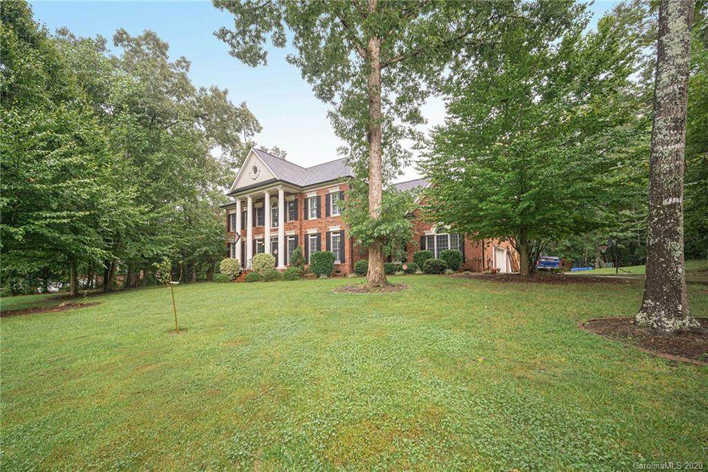 6337 Chamar Circle - Photo 1
