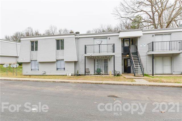700 Farmhurst Drive - Photo 1