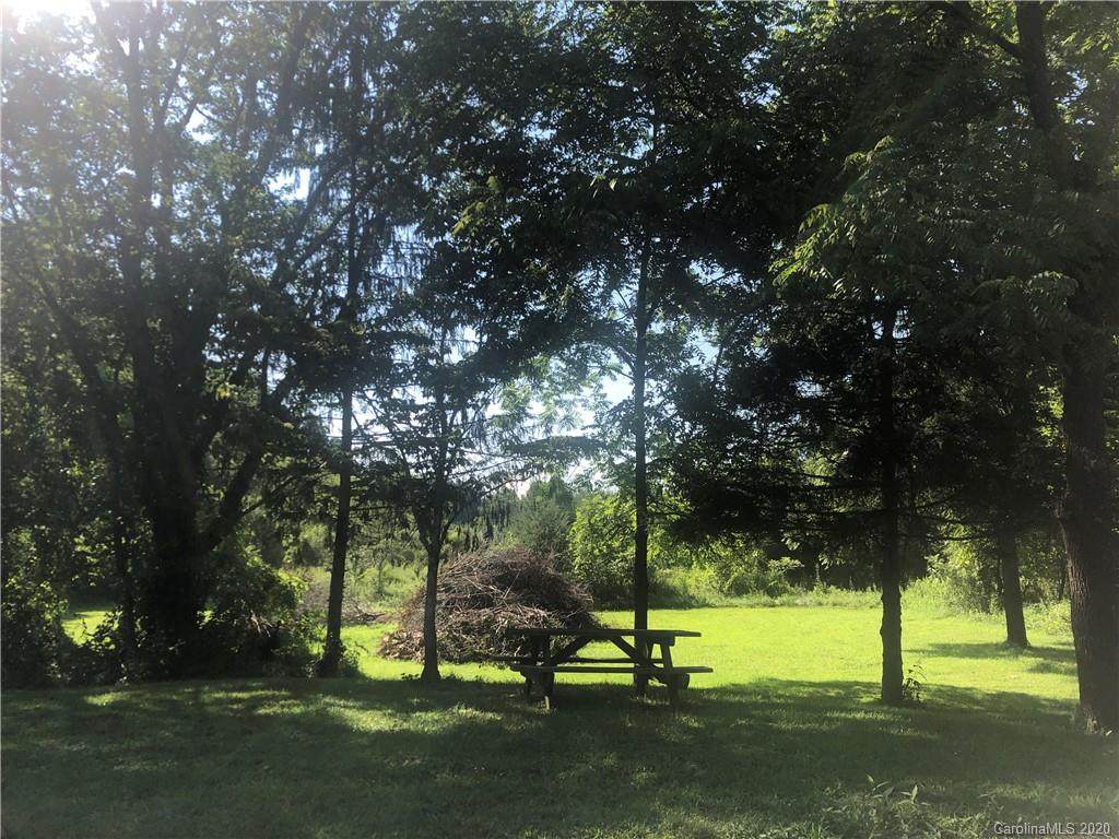 20 Hunters Glen Road - Photo 1