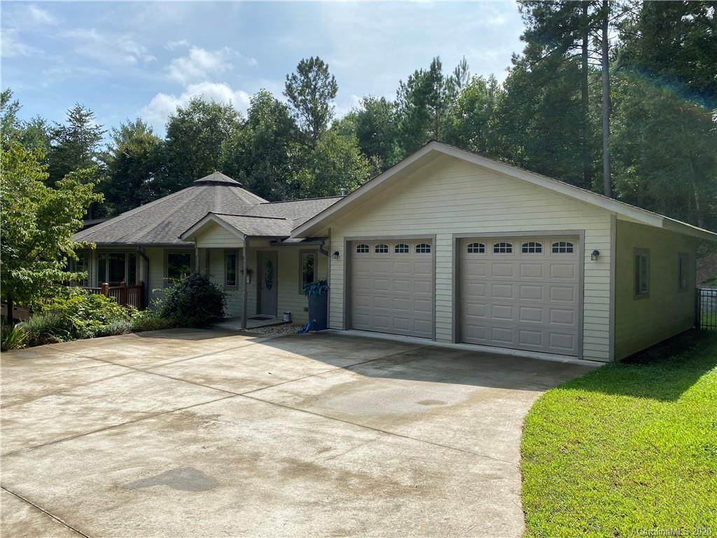 212 Ridge Top Drive - Photo 1