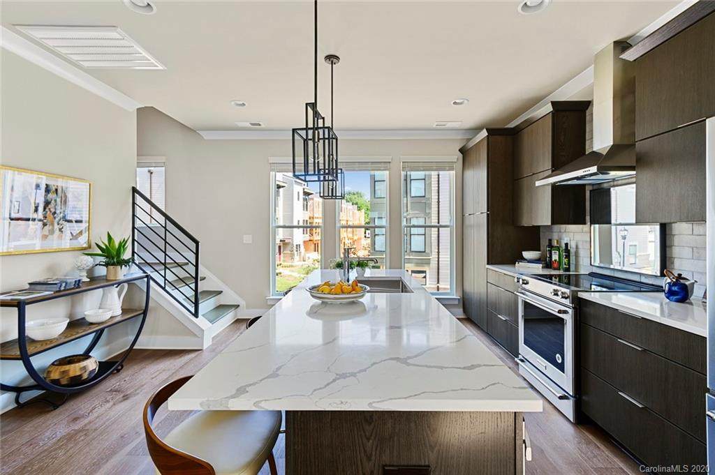 1551 Duckworth Avenue - Photo 1