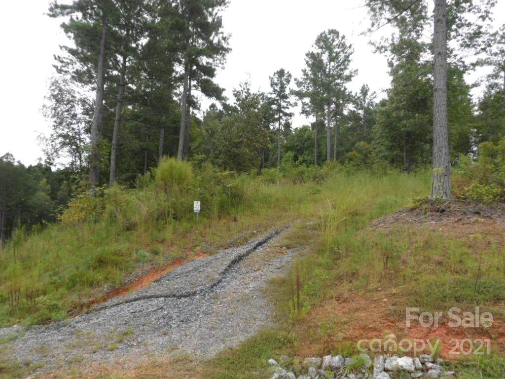 1747 Lake Vista Drive - Photo 1