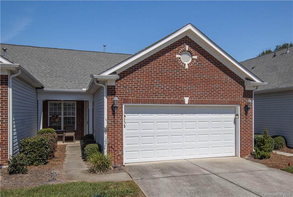347 Garnet Court - Photo 1