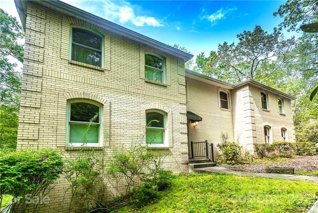 274 Paisley Circle - Photo 1