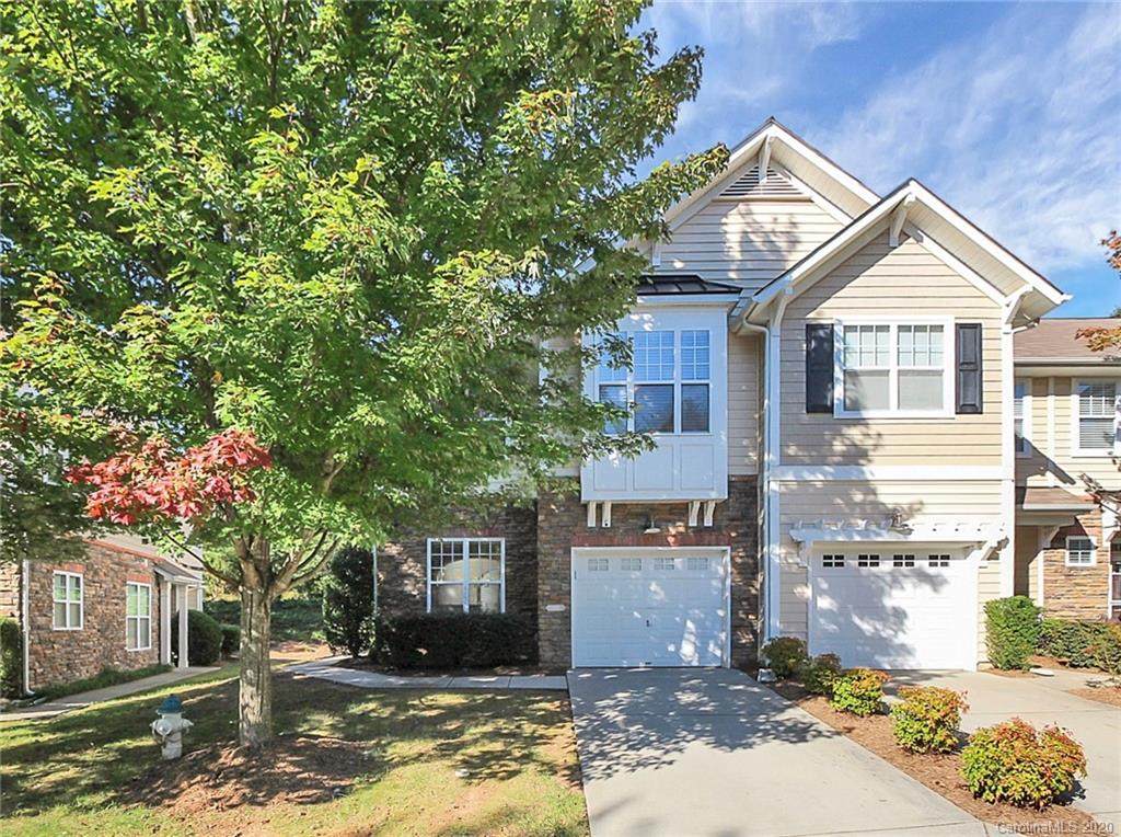 854 Petersburg Drive - Photo 1