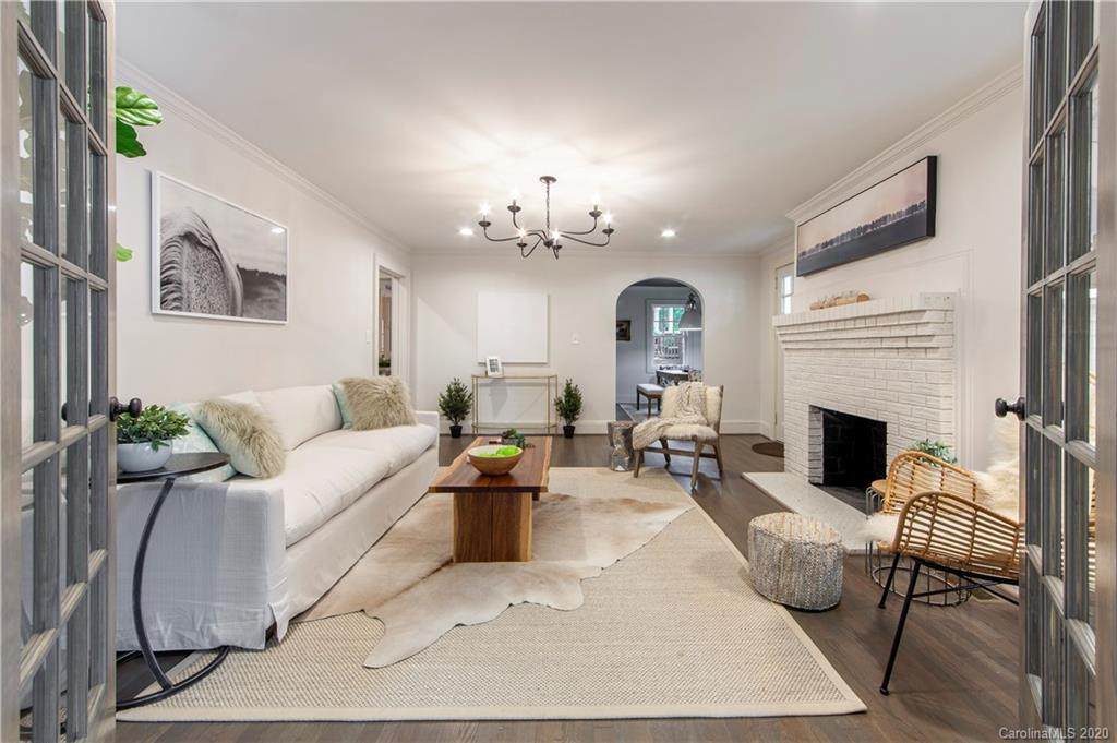 3331 Benard Avenue - Photo 1