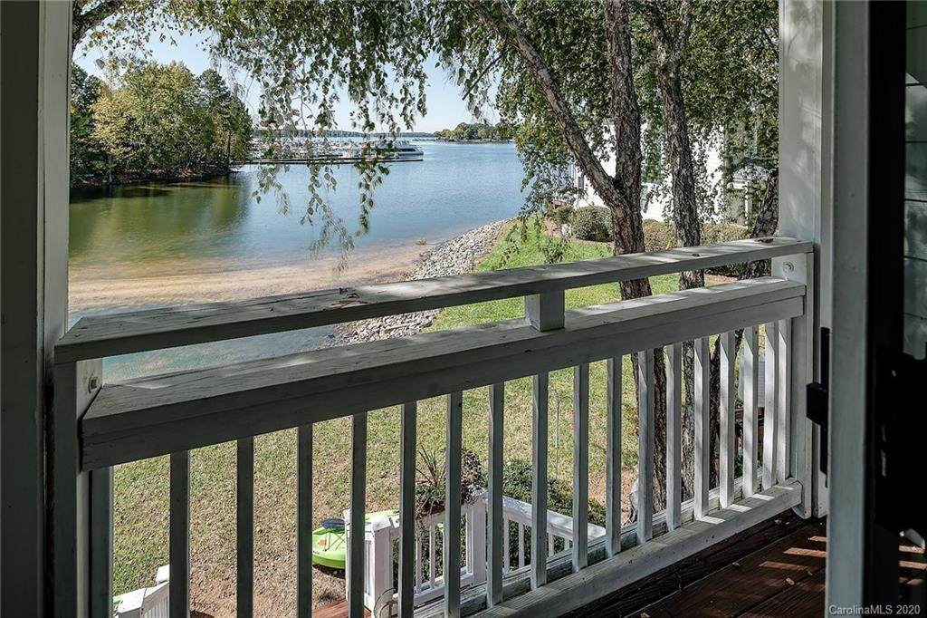 18724 Nautical Drive - Photo 1
