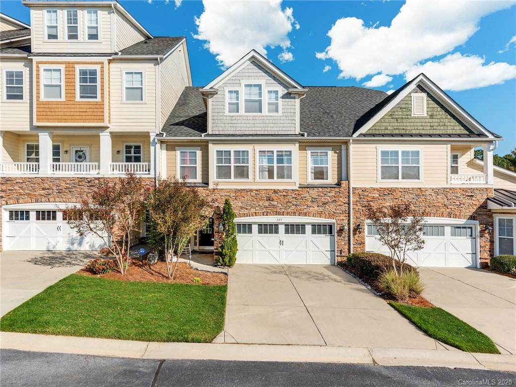 329 Wave Crest Drive - Photo 1