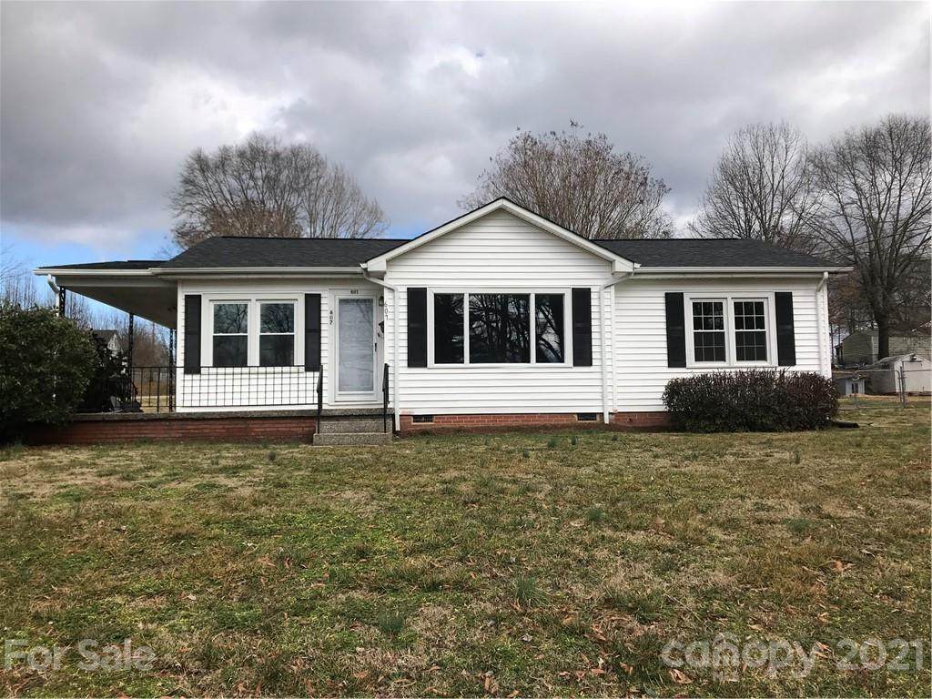 607 22nd Street - Photo 1