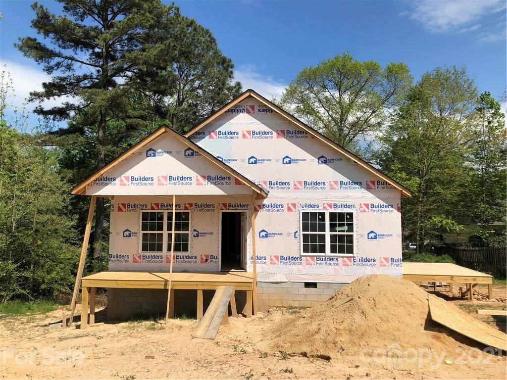 324 Eagle Creek Road - Photo 1