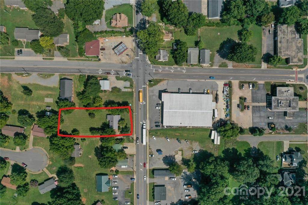 304 King Street - Photo 1