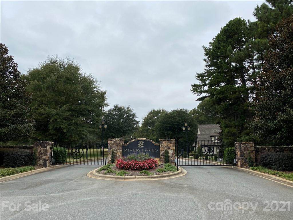 8116 Bayview Lane - Photo 1