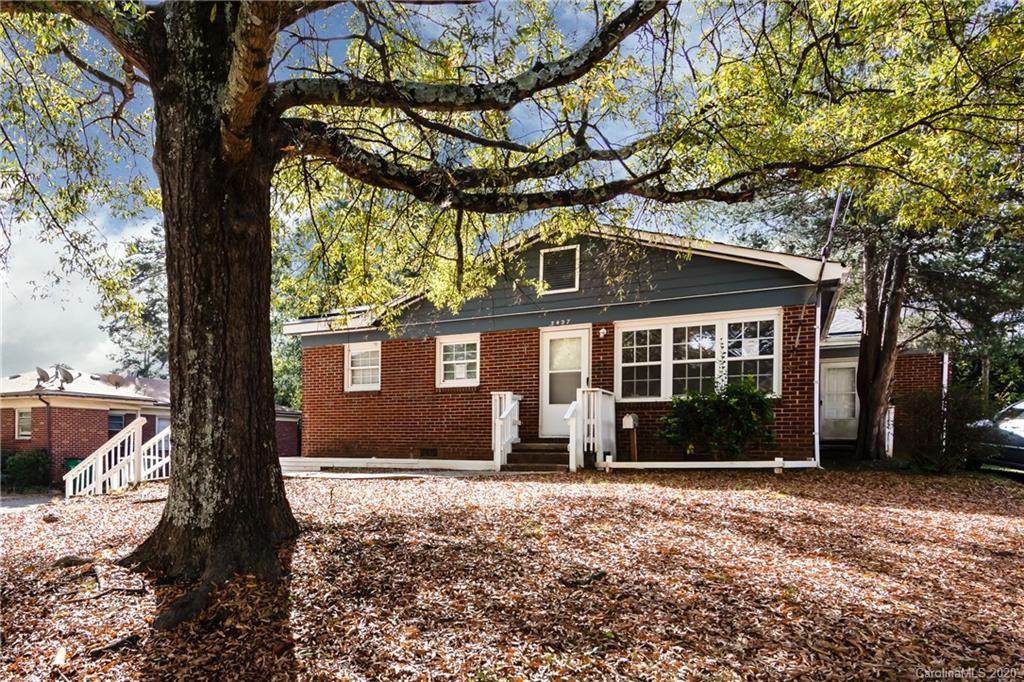 3427 Meredith Avenue - Photo 1