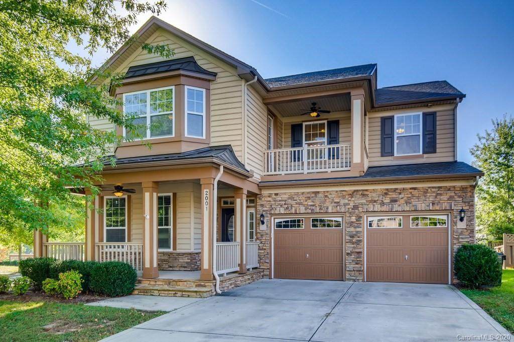 2001 Glenhaven Drive - Photo 1