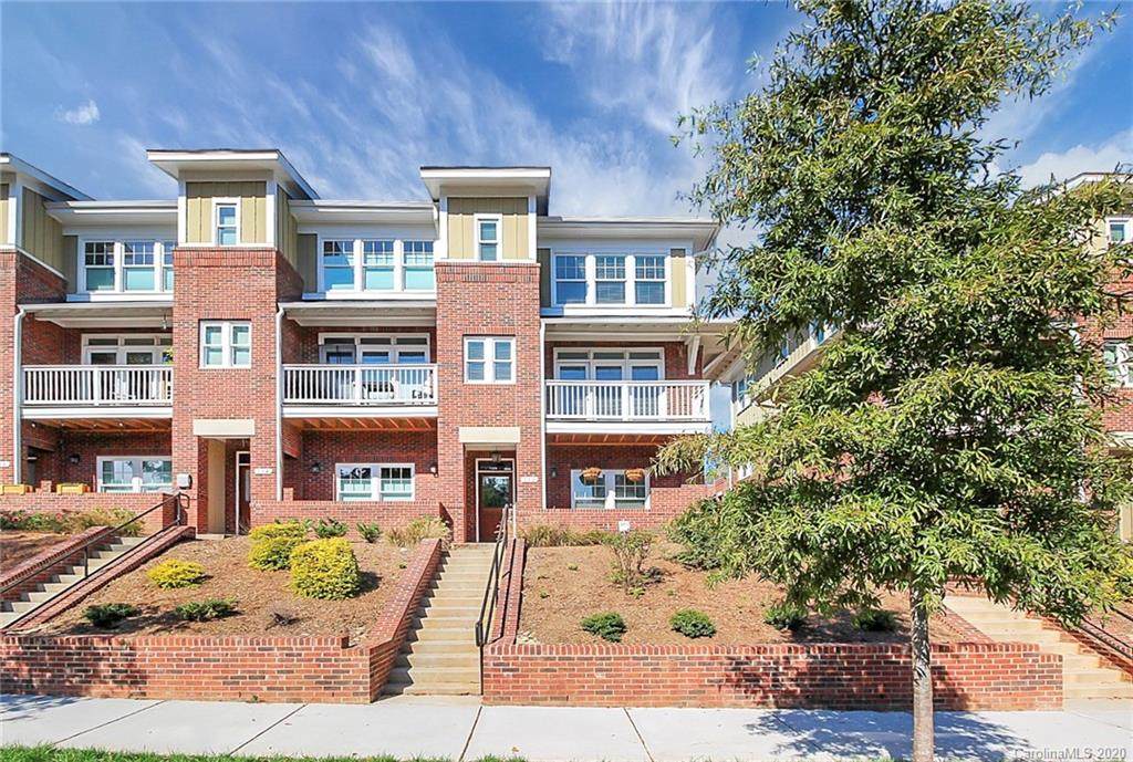 112 Summit Avenue - Photo 1
