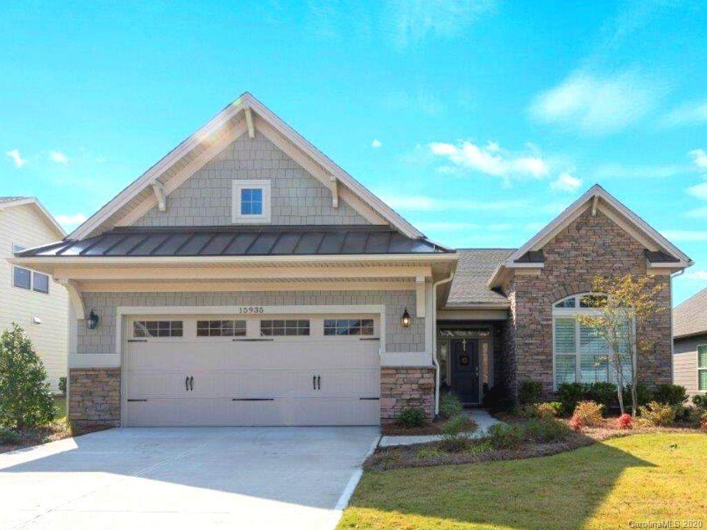 15935 Vale Ridge Drive - Photo 1