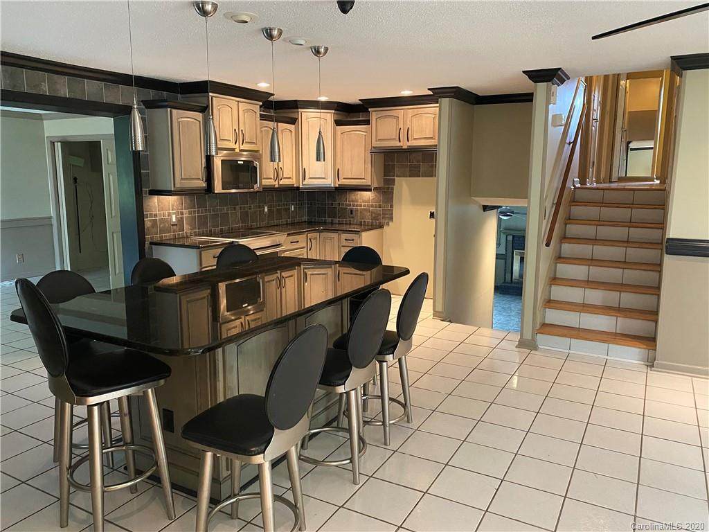 3140 Erskine Drive - Photo 1
