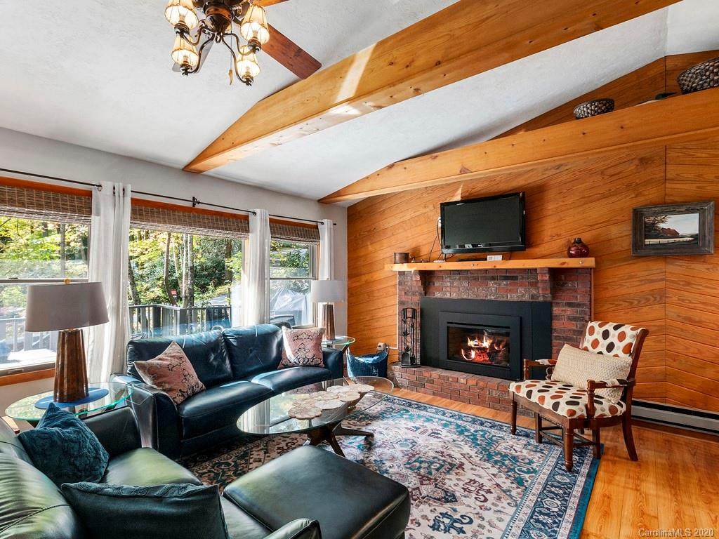76 Creekside Drive - Photo 1