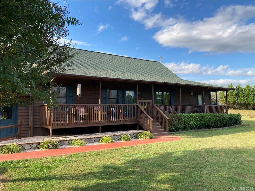 120 Emerald Parkway - Photo 1