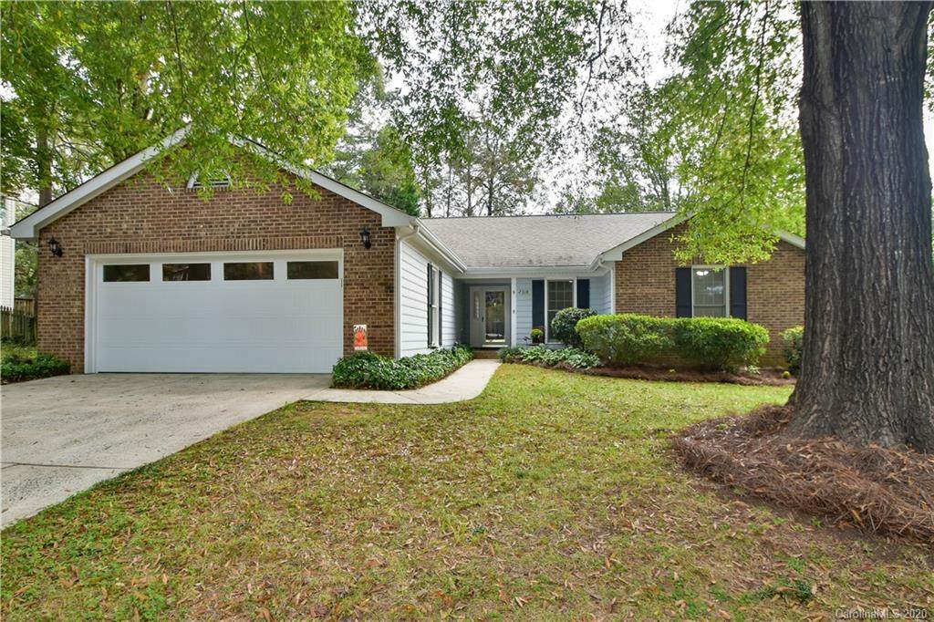 2318 Heathershire Lane - Photo 1