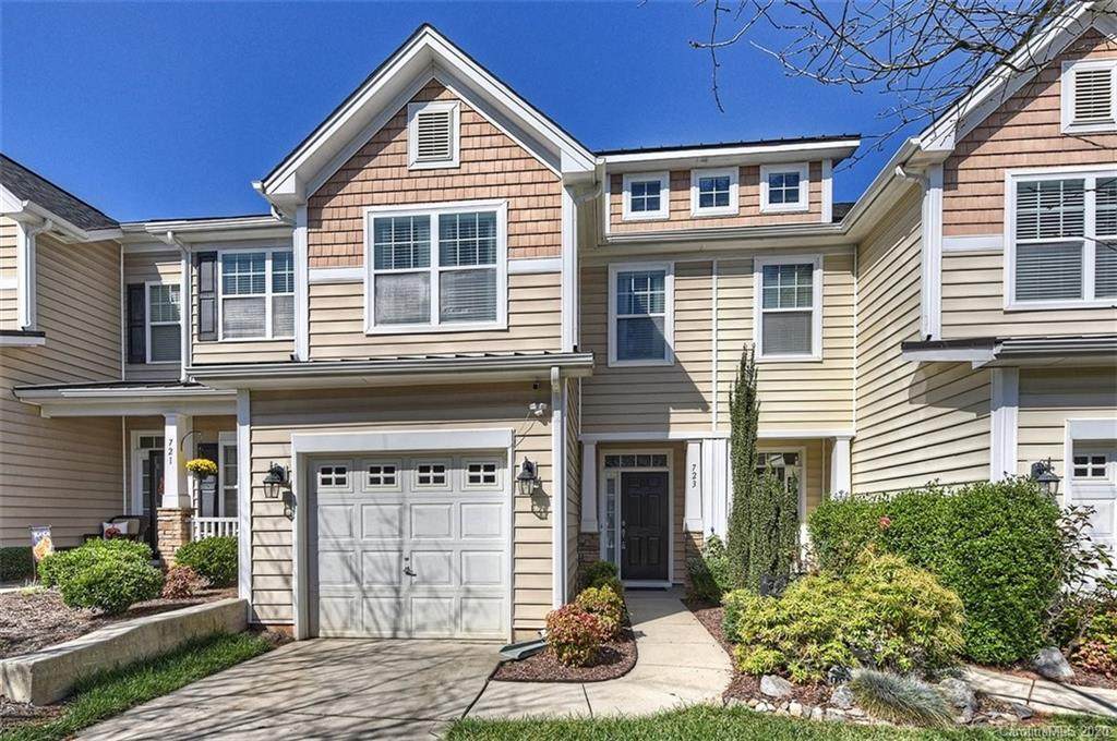 723 Winding Way - Photo 1