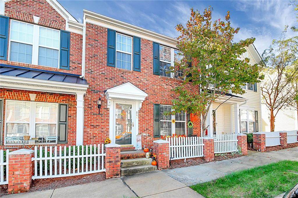 836 Dillard Road - Photo 1