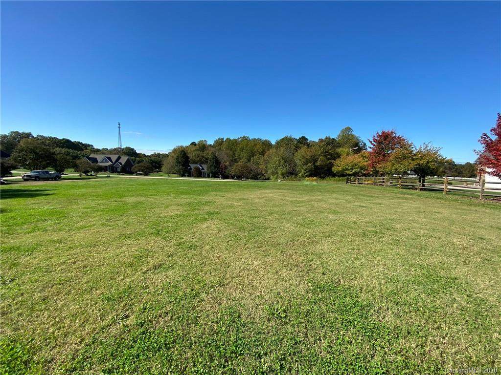 244 Fisher Farm Court - Photo 1