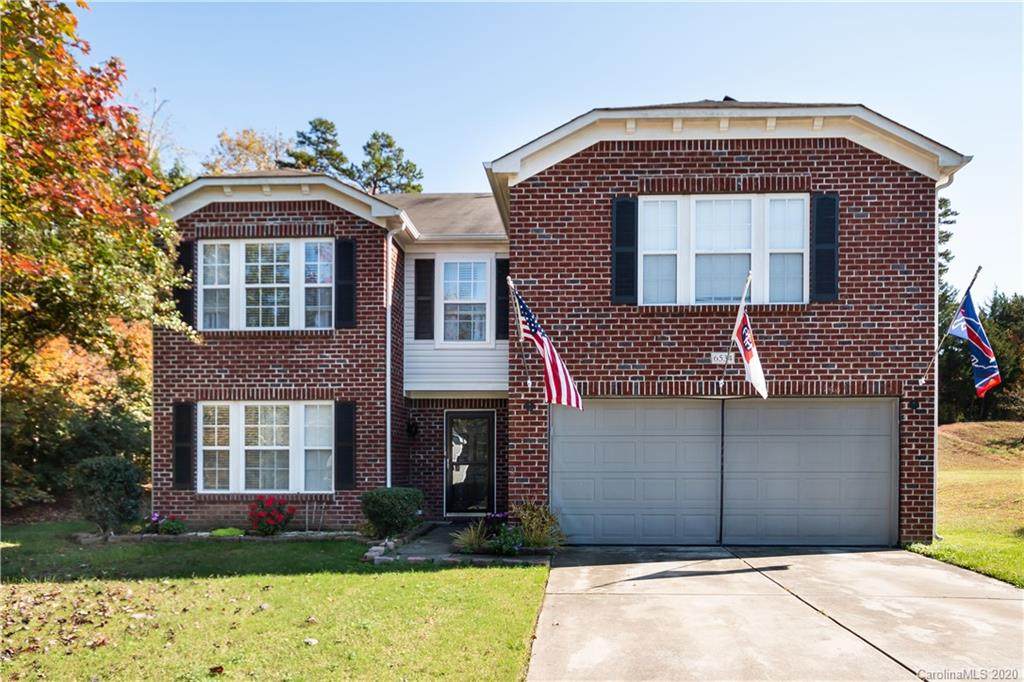 6534 Dillard Ridge Drive - Photo 1