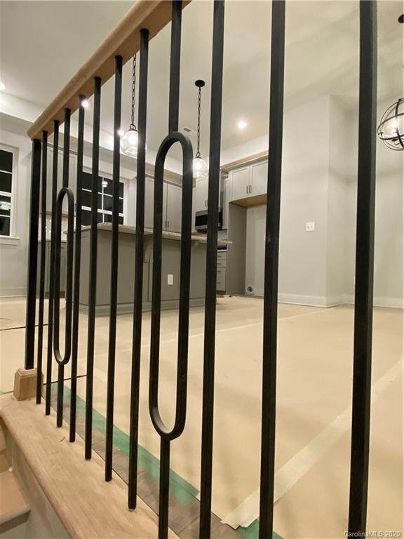 1304 Nandina Street - Photo 1