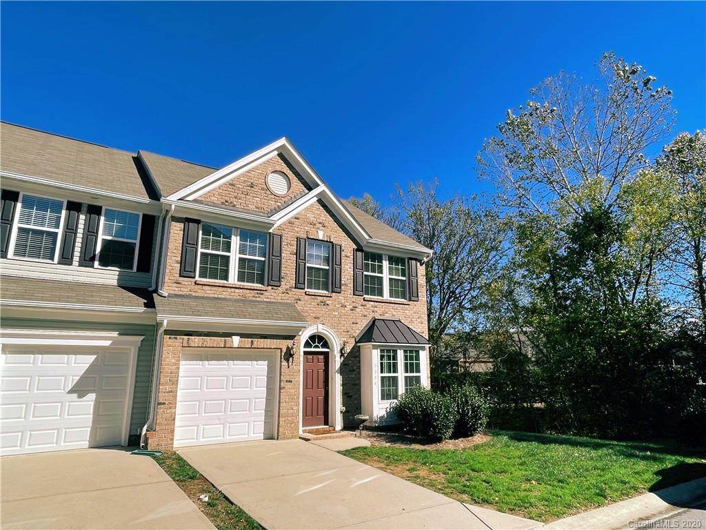 7334 Gallery Pointe Lane - Photo 1