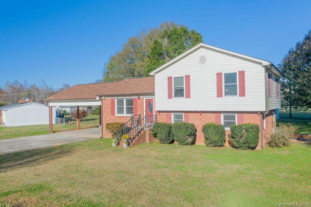 106 Willow Oak Lane - Photo 1