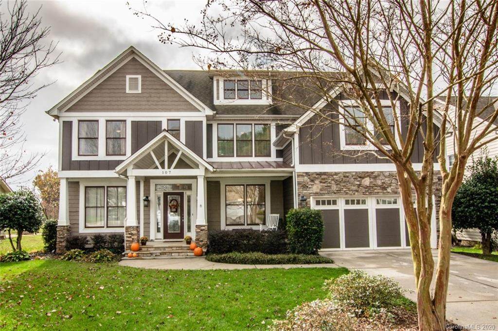 107 Hedgewood Drive - Photo 1