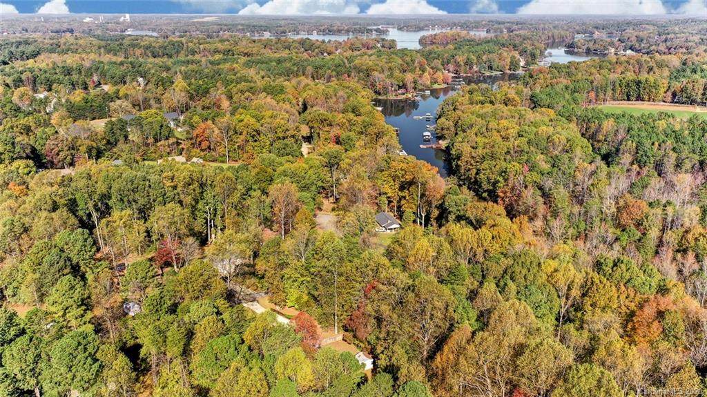 000 Brookridge Drive - Photo 1