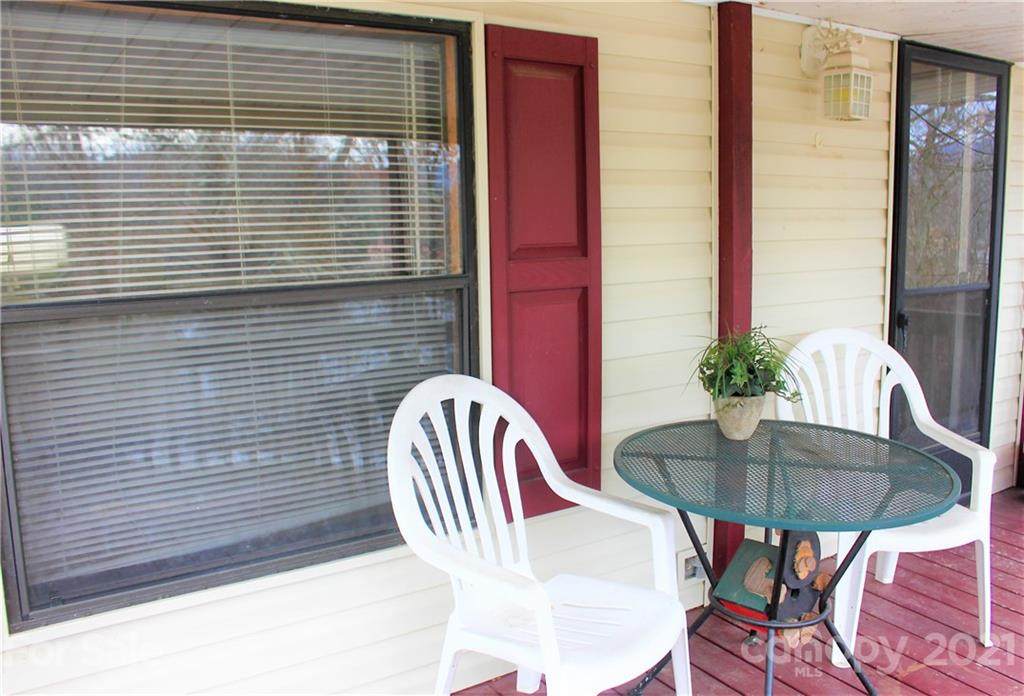 40 Brady Circle - Photo 1