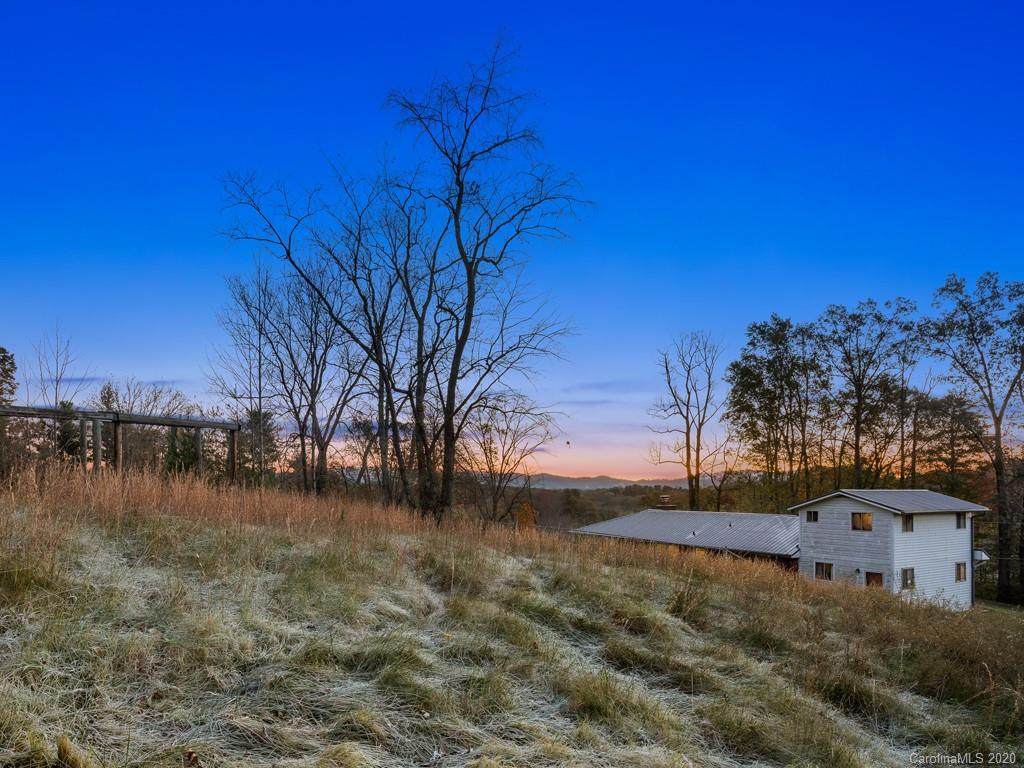24 Woodmont Drive - Photo 1