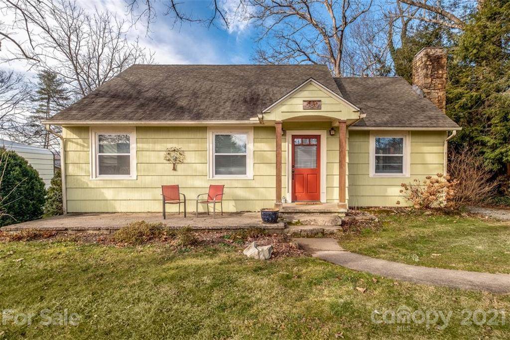 580 Maple Street - Photo 1