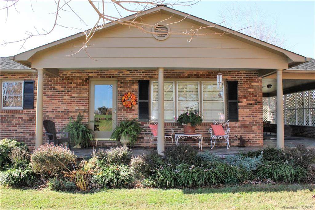 306 Sunset Street - Photo 1