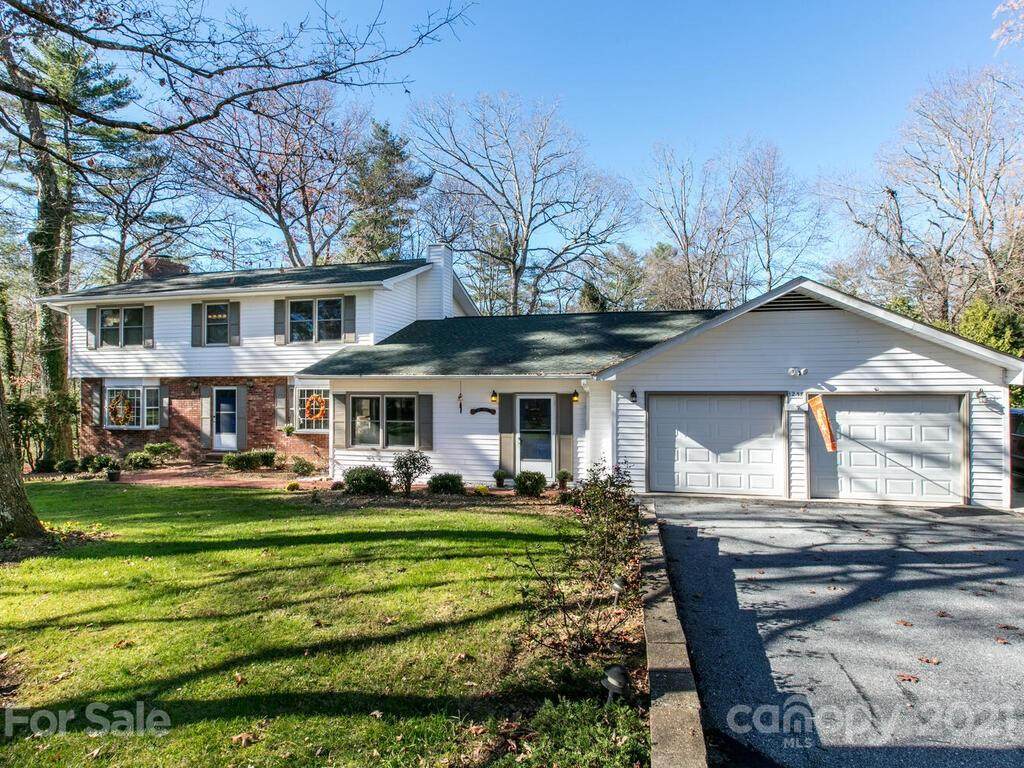 1238 Woodmont Drive - Photo 1