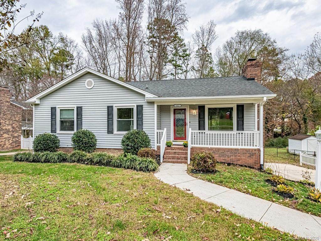 2021 Leslie Drive - Photo 1
